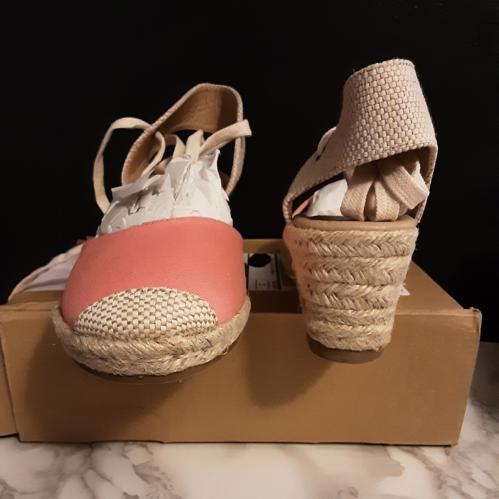 Journee collection Wedge Sandal sz 11